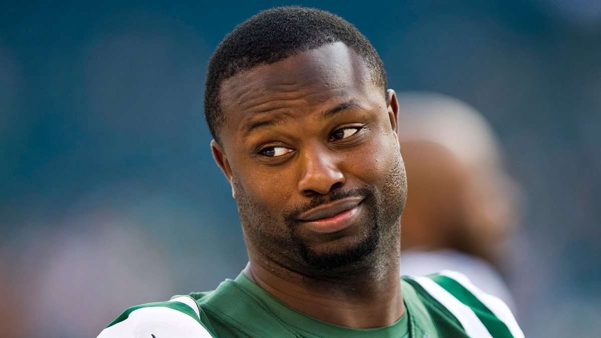 Bart Scott vs Eagles