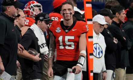 Georgia quarterback Carson Beck unlikely to return for College Football Playoff: report