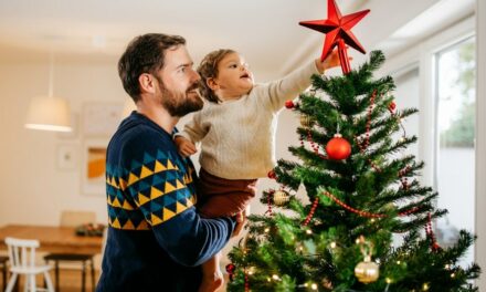 Christmas trees in Germany were decorated with apples instead of ornaments in the 1600s for ‘Adam and Eve Day’