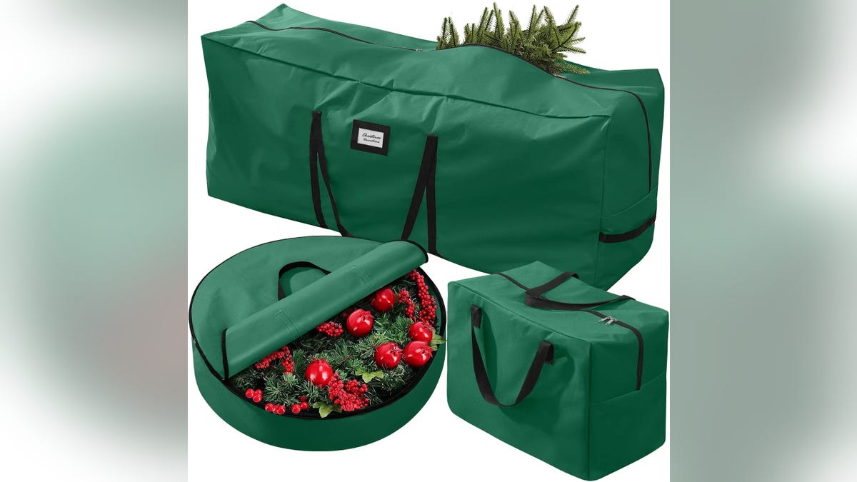 Keep your tree in shape year after year in this bag.