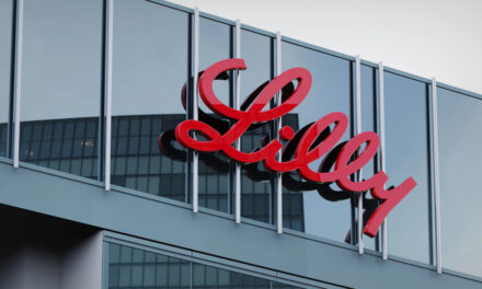 Big Pharma Eli Lilly Announces $3B Manufacturing Expansion in Kenosha Following Strategic Meeting with Trump and RFK Jr. at Mar-a-Lago