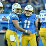 Chargers take advantage of obscure NFL rule with free kick field goal last successful in 1976