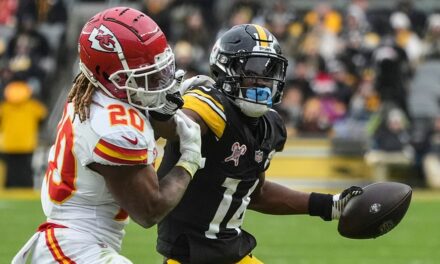 Steelers’ George Pickens raises eyebrows over postgame handshakes with Chiefs stars