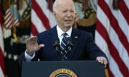 Biden’s Teleprompter Goes Out During Speech, He Immediately Malfunctions