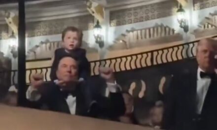 CAUGHT ON VIDEO: Elon Musk and President Trump Celebrate the New Year Together at Mar-a-Lago