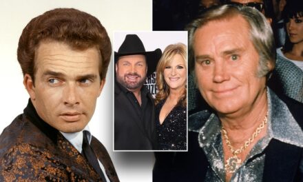 Garth Brooks used country greats Merle Haggard, George Jones to assist in his proposal to Trisha Yearwood