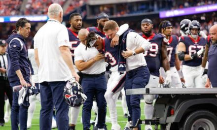 Tank Dell Suffers Friendly Fire Injury That Leaves Houston Texans Teammates Distraught