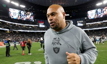 Raiders Coach Antonio Pierce Responds to Critics Mocking Bad ‘Tank Job’