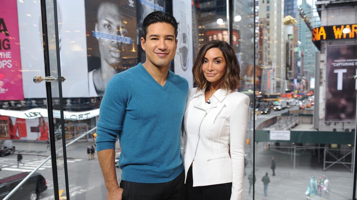 Mario Lopez Courtney Lopez