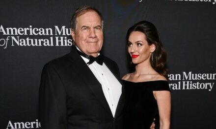 Bill Belichick’s girlfriend delivers perfect one-liner in response to UNC announcement