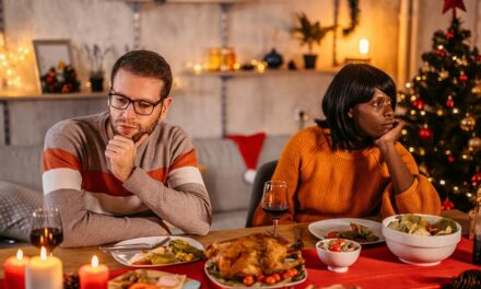 Keeping politics off the table: Expert shares tips to keep your holiday table from turning into a warzone