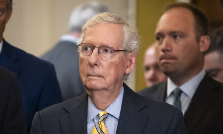 McConnell Urges Trump to Ask 2 ‘Un-Retiring’ Judges to Recuse Themselves From Cases