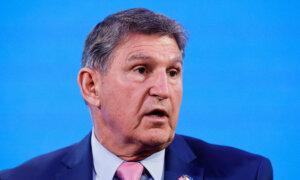 Joe Manchin Leaves Democratic Party, Registers as Independent