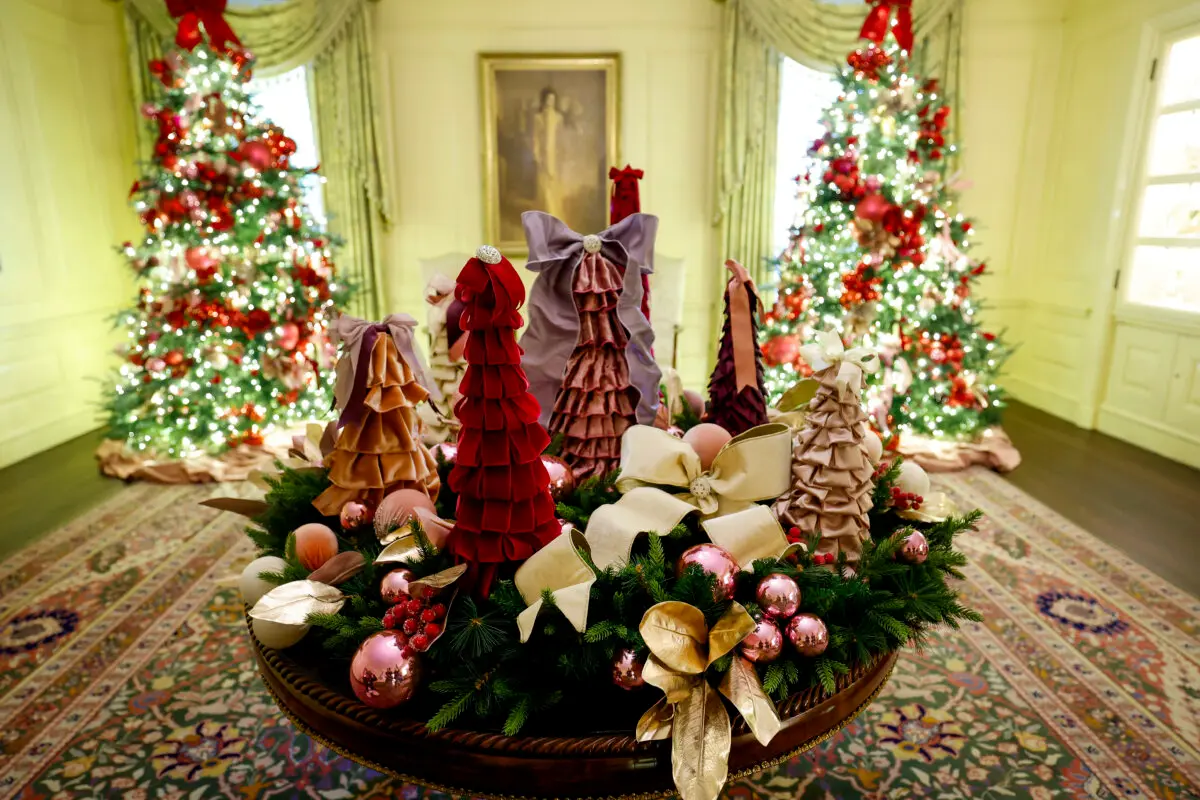 Holiday decorations are seen in the Vermeil Room during a media preview of the 2024 holiday decorations at the White House in Washington, DC on Dec. 02, 2024. (Anna Moneymaker/Getty Images)