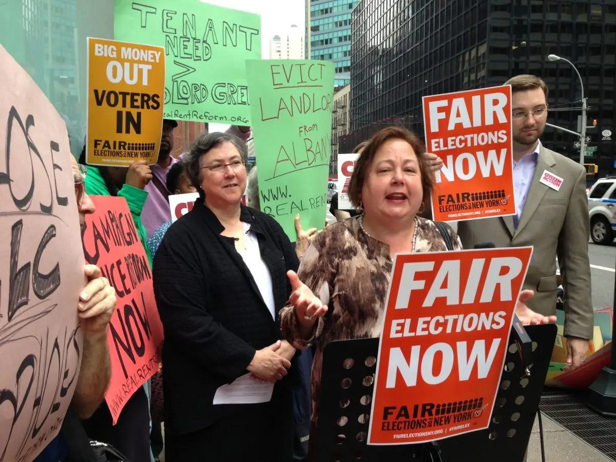 New York State Sen. Liz Krueger (D-Manhattan) and members of Met Council on Housing, Common Cause, and the Fair Elections Coalition on Aug. 12, 2013, at the REBNY headquarters in Midtown Manhattan. (Ivan Pentchoukov/The Epoch Times)