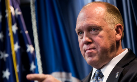 ‘Help or get out of the way’: Border czar nominee Tom Homan tells Chicago crowd deportations will ‘start right here’