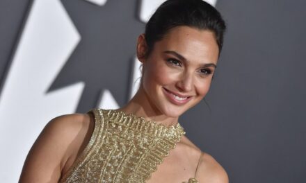 Israel-haters spew vitriol against Gal Gadot after trailer of latest Disney movie drops