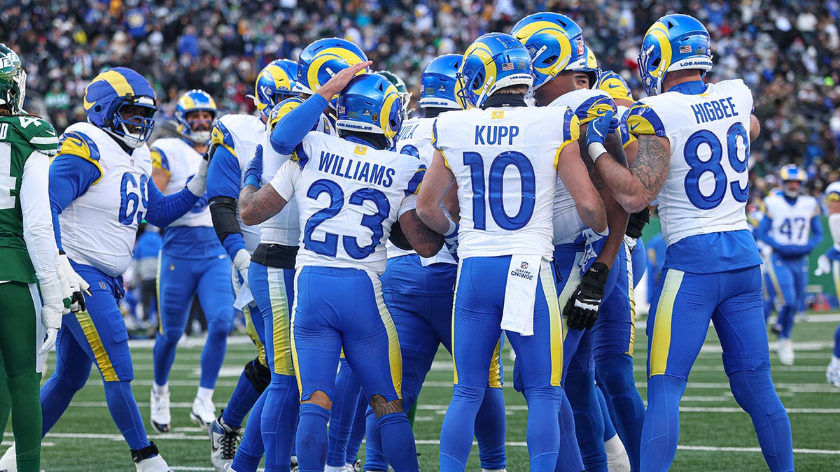 Kyren Williams celebrates touchdown