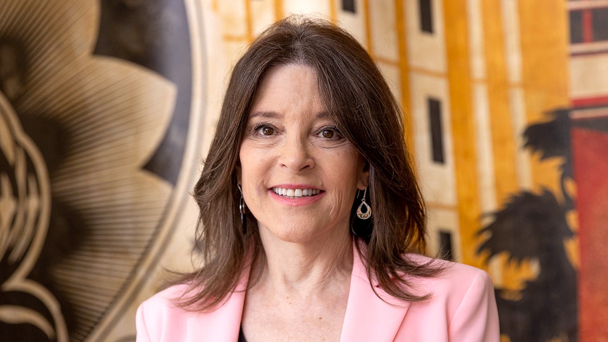 Marianne Williamson