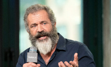 Mel Gibson Condemns Epidemic of Child Trafficking in Mar-a-Lago Speech: If One of My Kids Were Stolen, ‘I’d Have to Kill Someone’