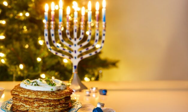 ‘Chrismukkah’ celebration combines foods of Christmas and Hanukkah