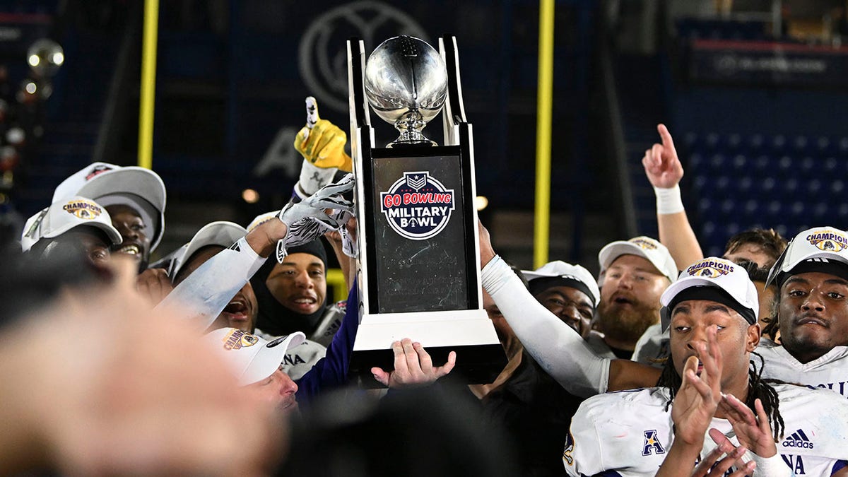 Military Bowl celebration