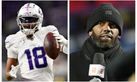 Minnesota Vikings, Justin Jefferson Show Support For Franchise Legend Randy Moss During MNF