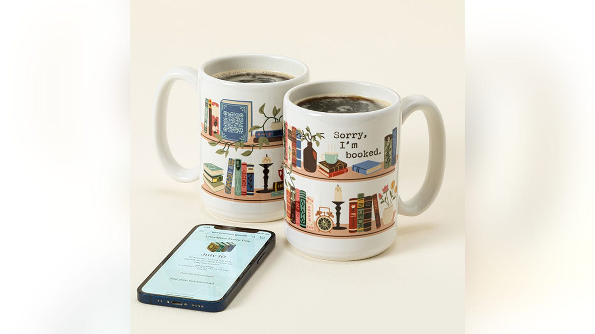 This mug brings libraries to life. 