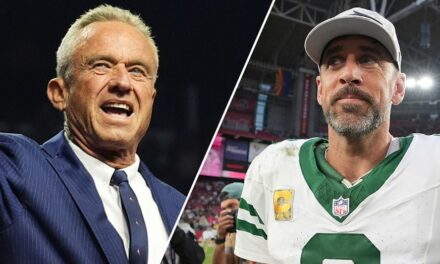 RFK Jr asks Aaron Rodgers about getting into politics in Netflix docuseries trailer