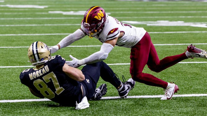 The New Orleans Saints nearly beat the Washington Commanders in the final seconds in Week 15, but the final play only happened because of the NFL referees. 