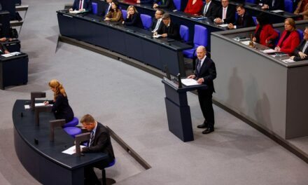 German Chancellor Olaf Scholz loses no-confidence vote, election called for early next year