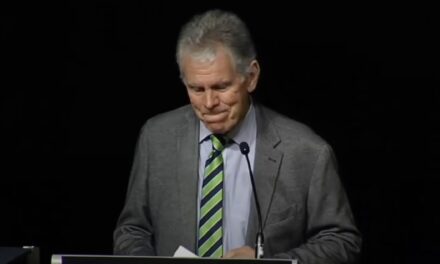 Australian Medical Icon Breaks Down in Tears During Debate with Government Officials Over COVID-19 Vaccine Catastrophe: “The Most Uncontrolled Experimentation Ever on Humankind”