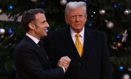 Donald Trump Is Back To Emasculating Foreign Leaders With His Hand