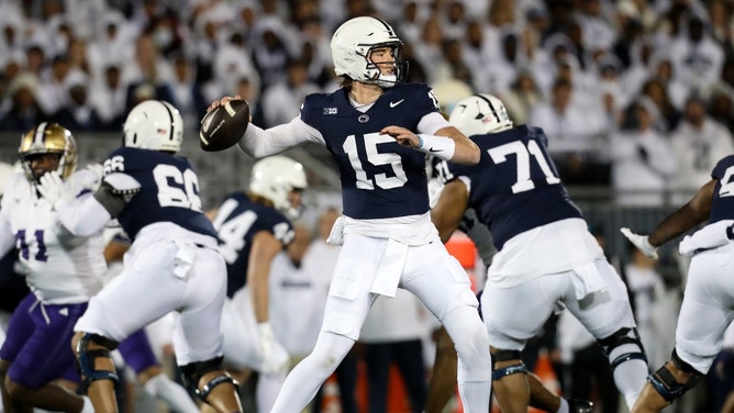 The Penn State Nittany Lions meet the Oregon Ducks in the 2024 Big Ten Championship at Lucas Oil Stadium in Indiana Saturday. (Matthew O'Haren-Imagn Images)