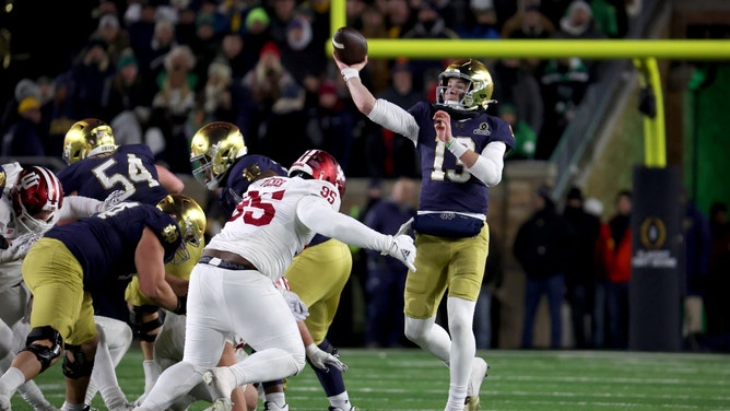 The 2024-25 College Football Playoff's quarterfinal concludes with the Notre Dame Fighting Irish playing the Texas Longhorns in the Sugar Bowl. (Trevor Ruszkowski-Imagn Images)