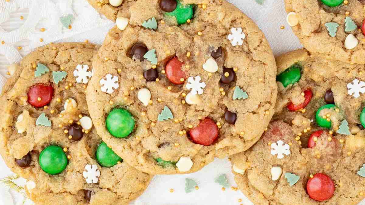 Vegan sugar cookies with christmas decorations