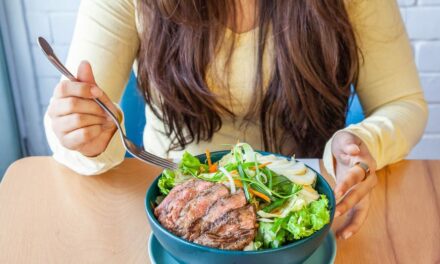 Is eating once a day a good idea? Experts share varying opinions on the ‘OMAD diet’