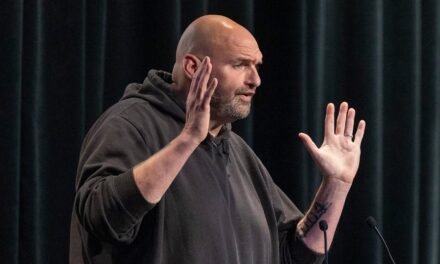 John Fetterman Trolls Reporters Over Mar-a-Lago Visit