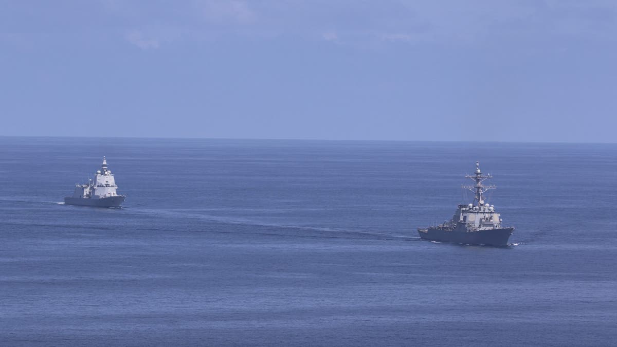 The U.S. Navy Arleigh Burke-class guided-missile destroyer USS O’Kane (DDG 77) and the Italian Navy Thaon di Revel-class Multipurpose Combat Ship ITS Raimondo Montecuccoli (P 432) sail alongside each other in the U.S. Central Command area of responsibility. (Official U.S. Navy photo)