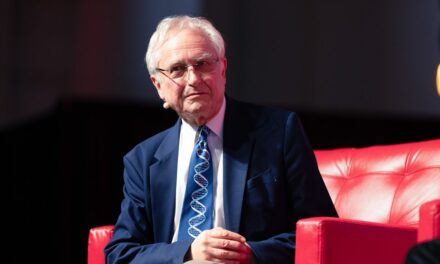 Richard Dawkins leaves atheist foundation after it unpublishes article saying gender based on biology