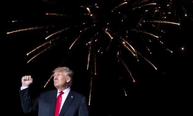 Happy New Year From the Stable Geniuses of Hot Air!