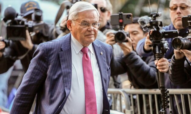 Prosecutors seek 15-year sentence for disgraced former NJ Senator Bob Menendez after bribery conviction