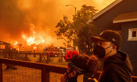 Southern California Air Quality ‘Unhealthy’ Due to Fires: ‘Remain Indoors’