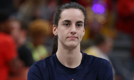 Caitlin Clark says college transfers should sit out a year amid ‘egregious’ recruiting tactics