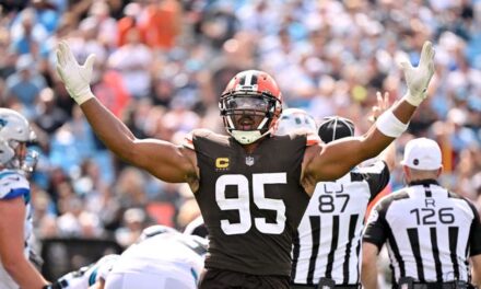 ‘Nobody’ Ravens Offensive Lineman Asks Myles Garrett For Mid-Game Favor