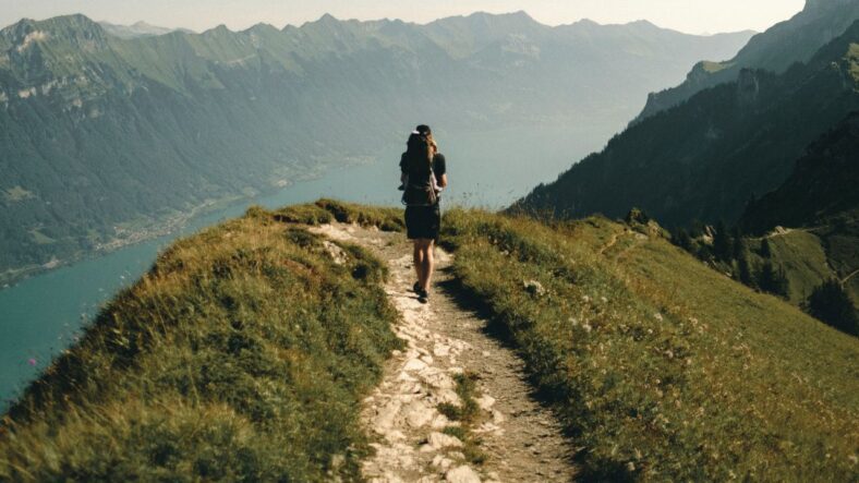 Hikes Travel Workout, Unsplash