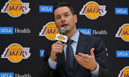 Lakers coach JJ Redick, Palisades resident, offers ‘thoughts and prayers’ after family evacuated due to fires