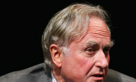 Famous Atheist Richard Dawkins Leaves Atheist Foundation for Its Support of Transgender ‘Religion’