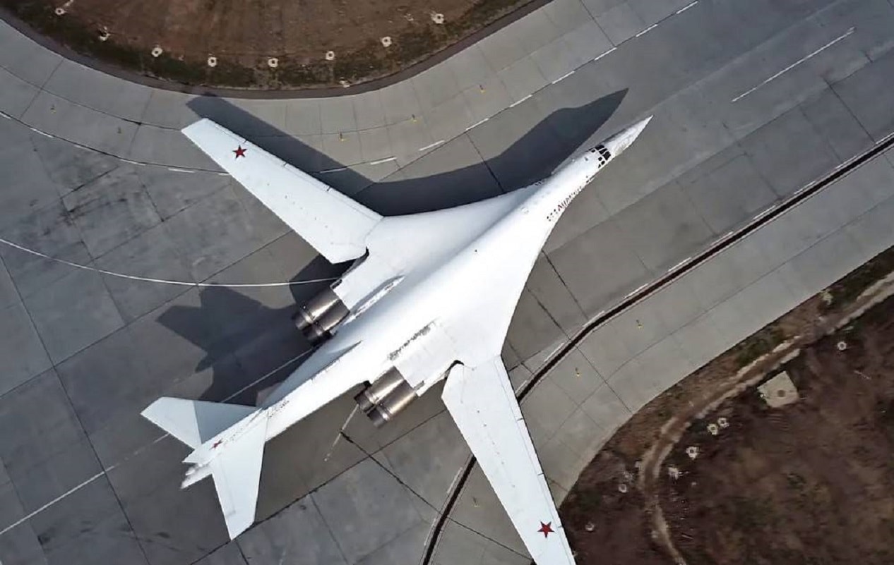 Tu-160