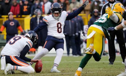 Bears’ game-winning field goal drops Packers in NFC playoff seeding, snaps 10-game losing streak